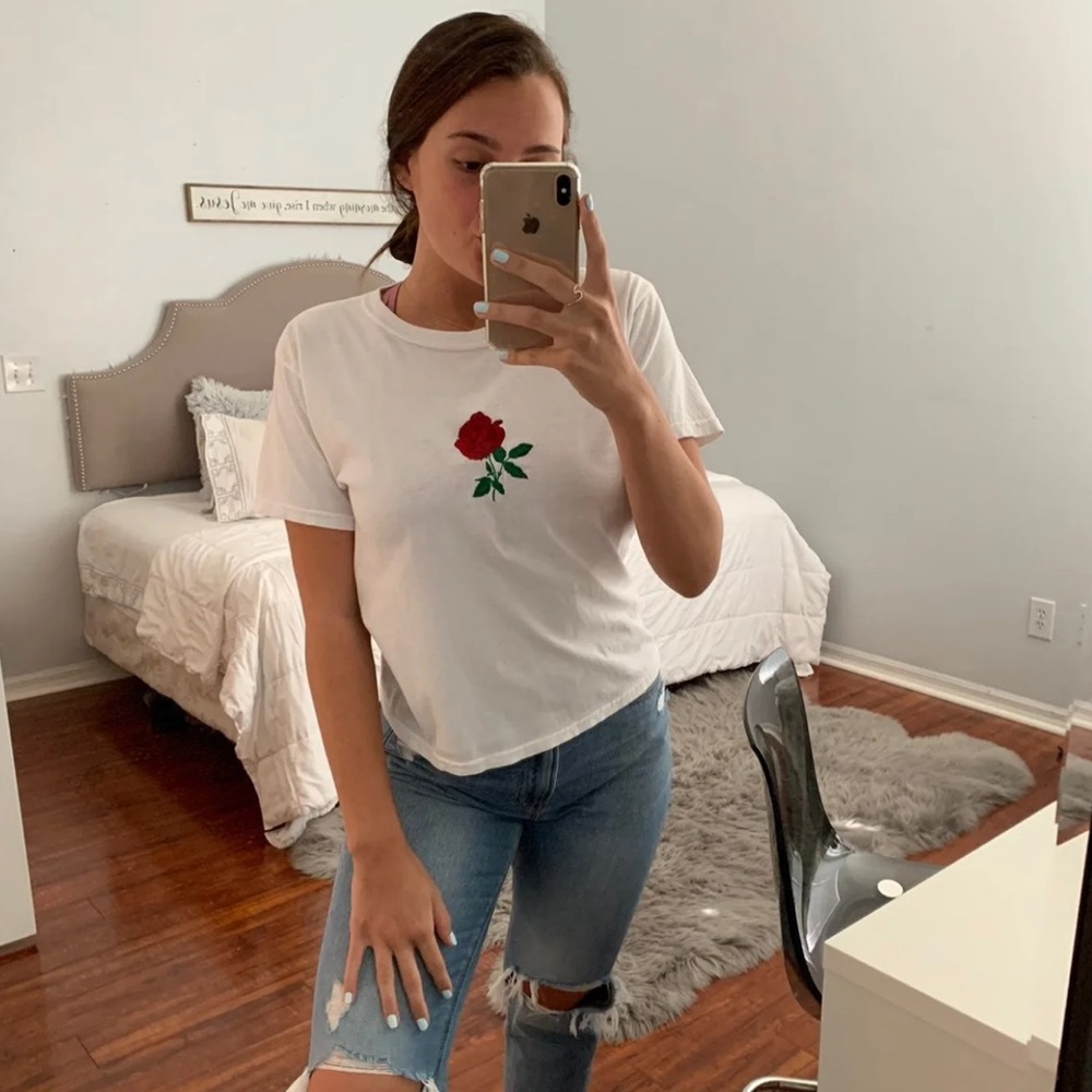 john galt NWOT white rose t-shirt